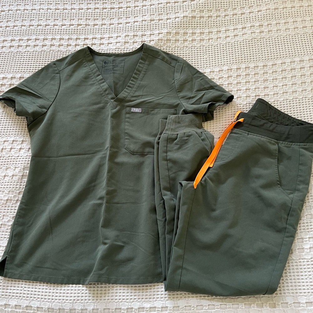 Figs Dark Green Scrub Set. joggers and shirt set with Bright Orange Detail
